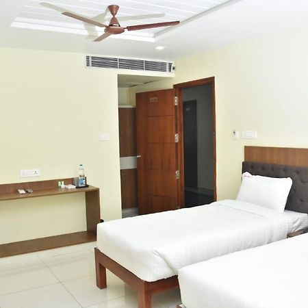 Le Arul Park Hotel Karaikal Exterior foto