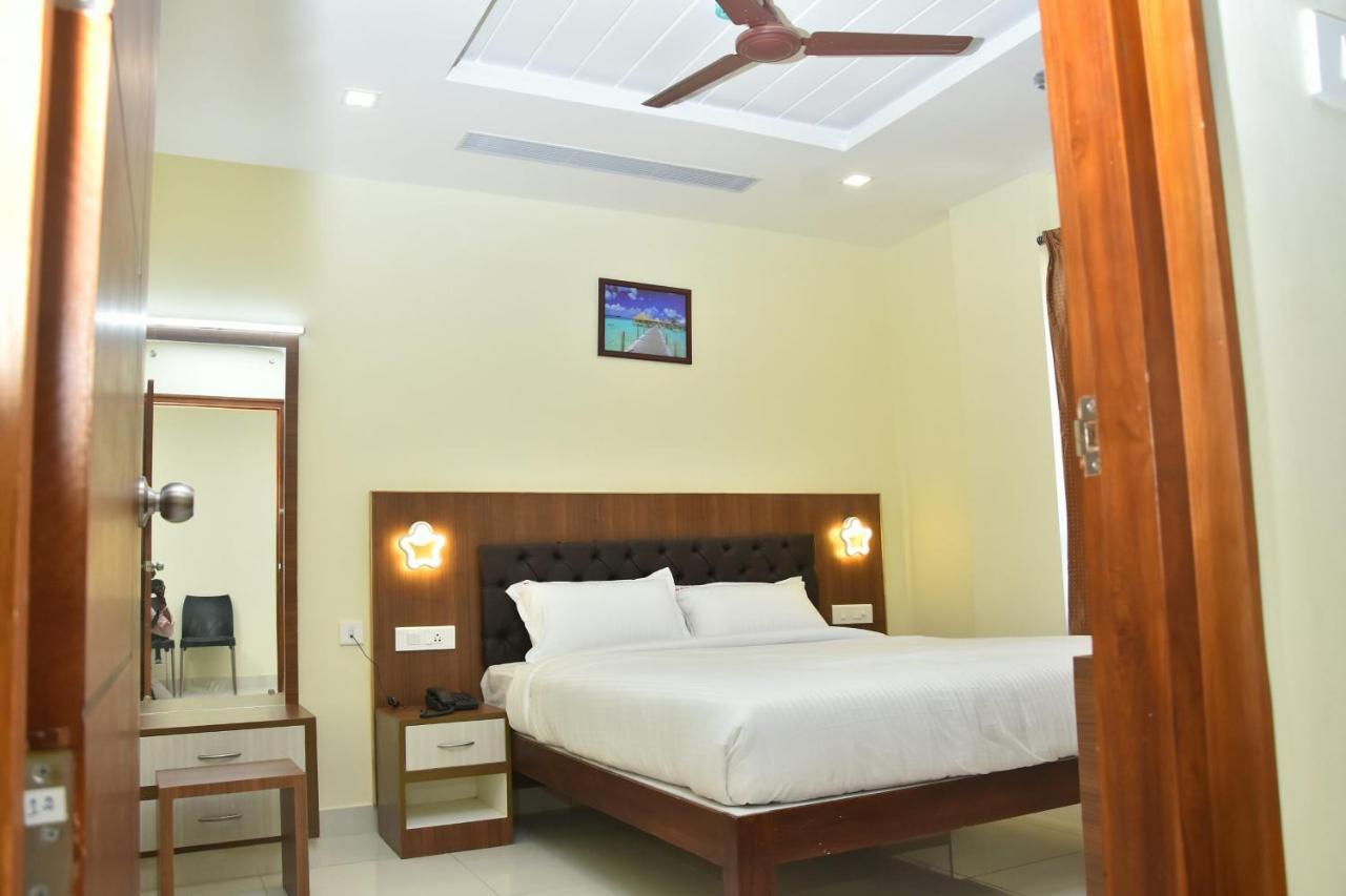 Le Arul Park Hotel Karaikal Exterior foto
