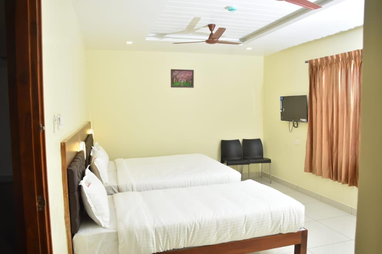 Le Arul Park Hotel Karaikal Exterior foto