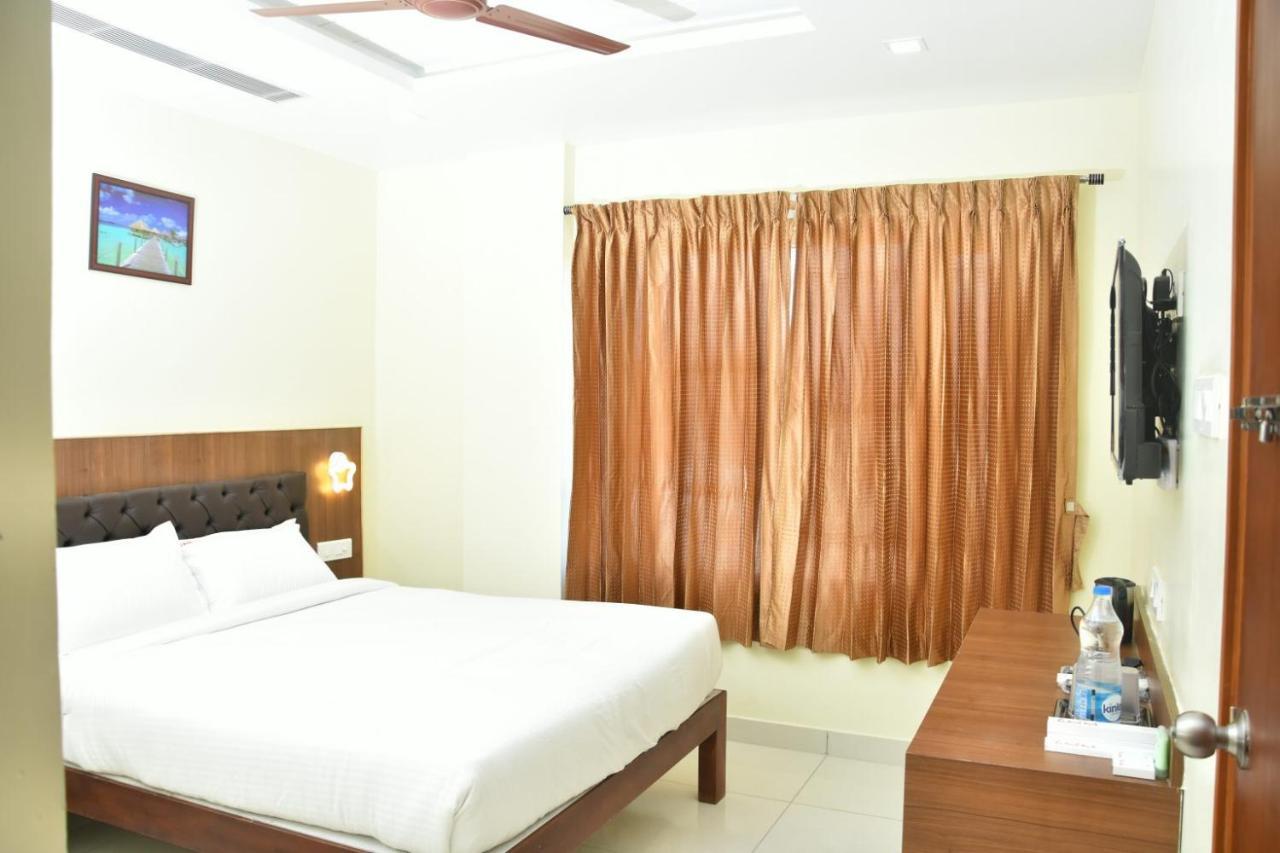 Le Arul Park Hotel Karaikal Exterior foto