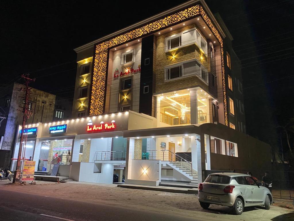 Le Arul Park Hotel Karaikal Exterior foto