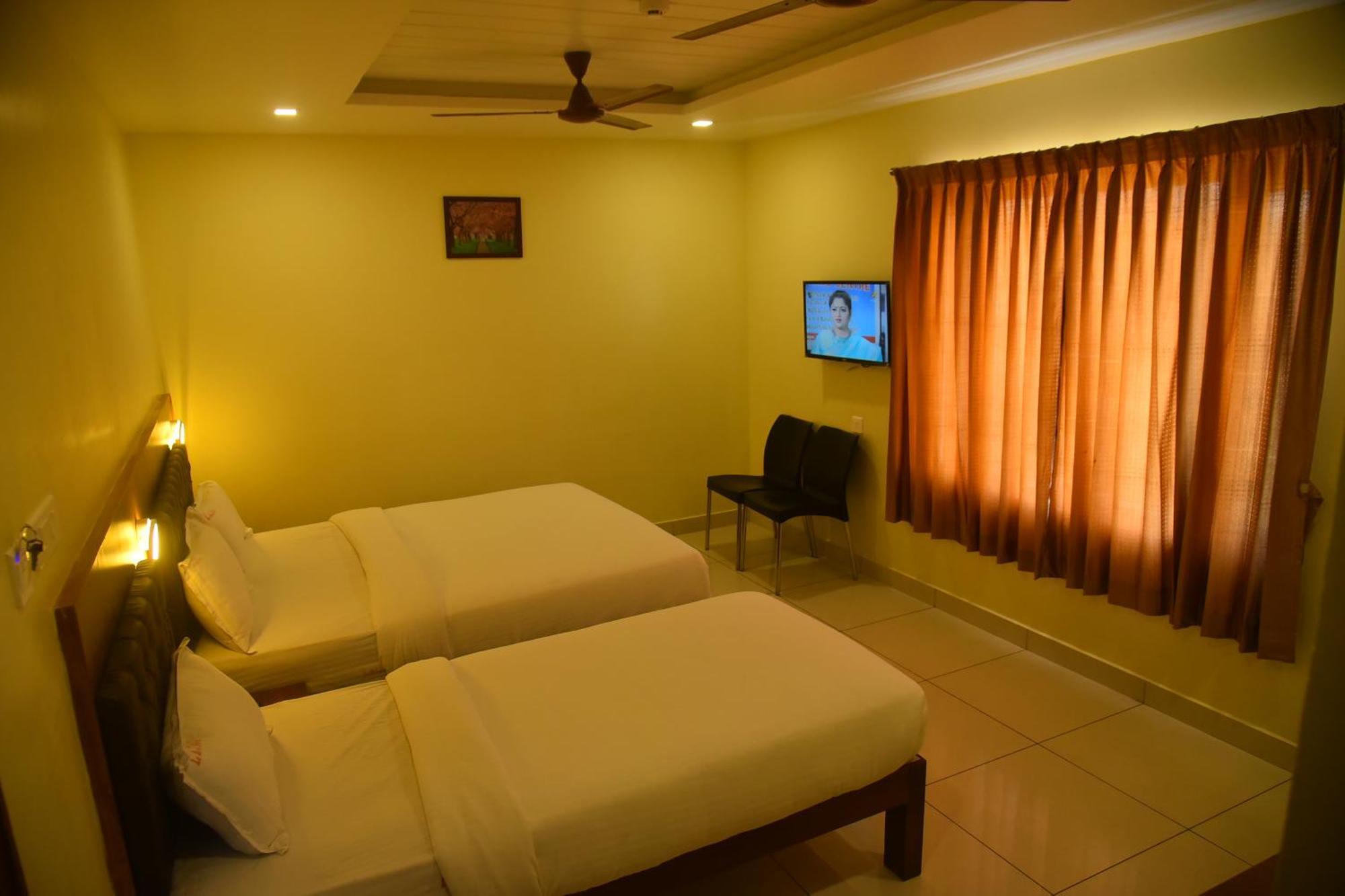 Le Arul Park Hotel Karaikal Quarto foto